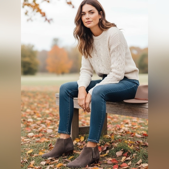 Vionic  Boot Taupe Brown Size 9.5 - Picture 1 of 8